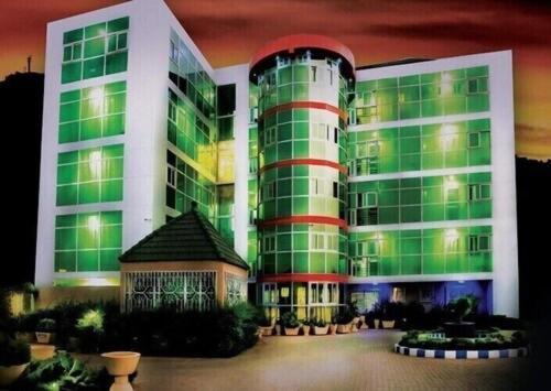 ניאמיי Hotel Univers 3 Aeroport Luxe מראה חיצוני תמונה