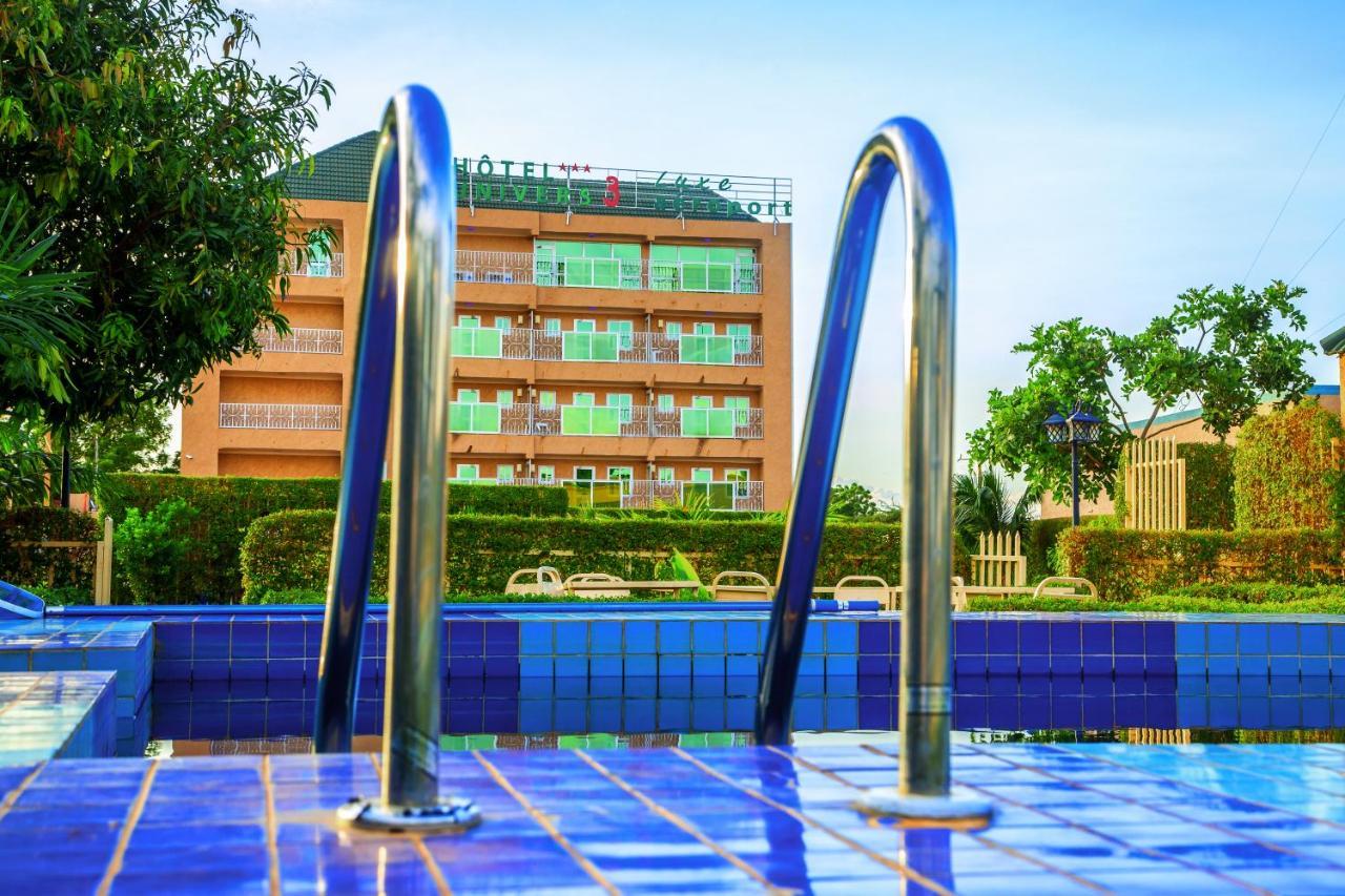 ניאמיי Hotel Univers 3 Aeroport Luxe מראה חיצוני תמונה